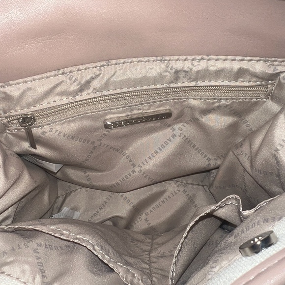New Cream Steve Madden Mini Tote Purse Bag TikTok Bwebber Pink Multi Crossbody - Picture 2 of 7